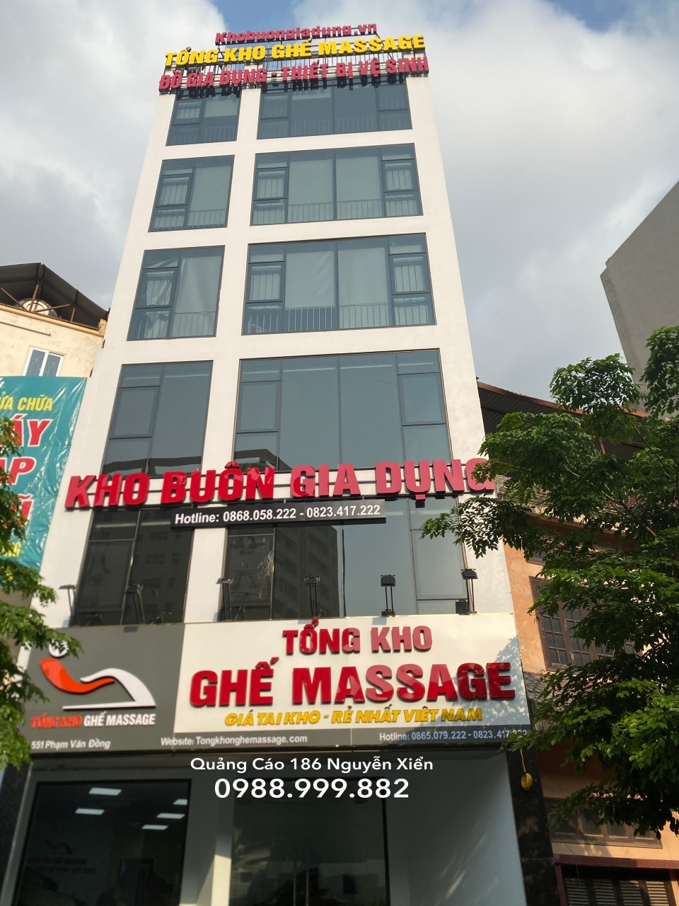 Làm biển quảng cáo ghế masage tại Phạm Văn Đồng